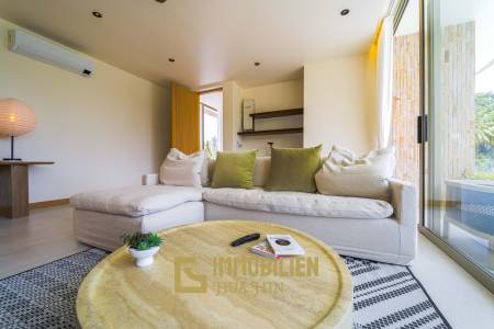 Seelage am Golfplatz / 1.600 großes Grundstück / 6 Schlafzimmer