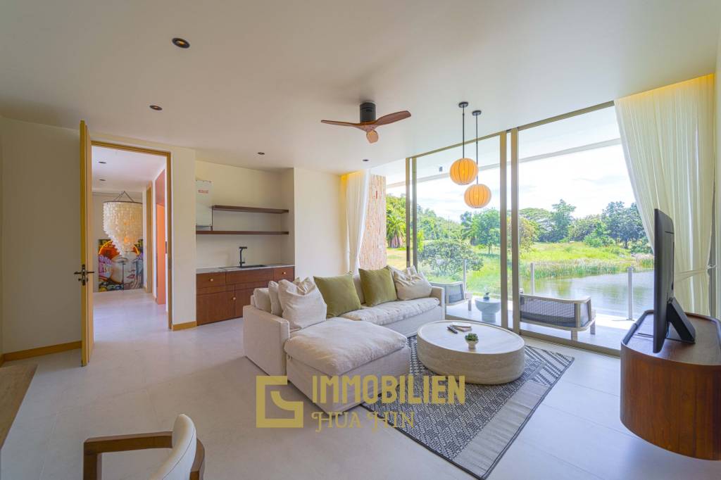 Seelage am Golfplatz / 1.600 großes Grundstück / 6 Schlafzimmer