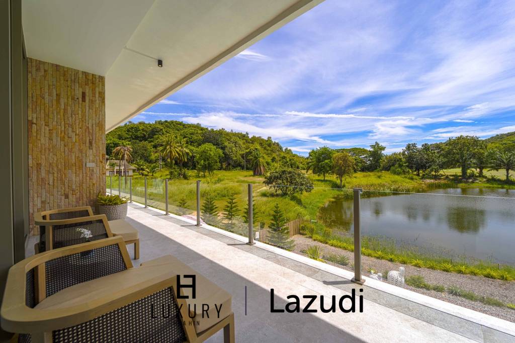 Située au bord d'un lac, à proximité d'un terrain de golf / Terrain de 1 600 m² / 6 chambres