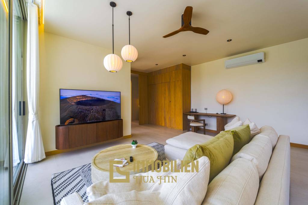 Seelage am Golfplatz / 1.600 großes Grundstück / 6 Schlafzimmer