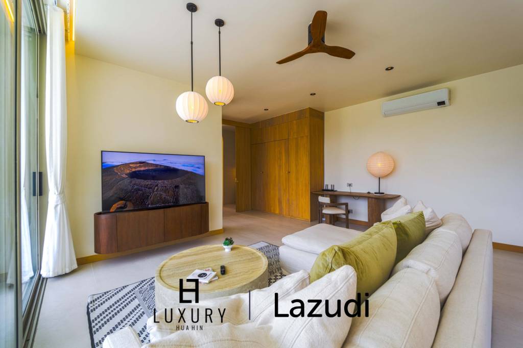 Située au bord d'un lac, à proximité d'un terrain de golf / Terrain de 1 600 m² / 6 chambres