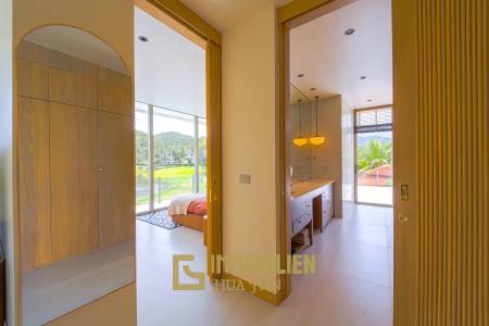 Seelage am Golfplatz / 1.600 großes Grundstück / 6 Schlafzimmer