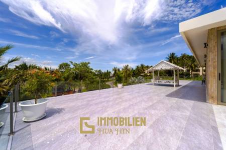 Seelage am Golfplatz / 1.600 großes Grundstück / 6 Schlafzimmer