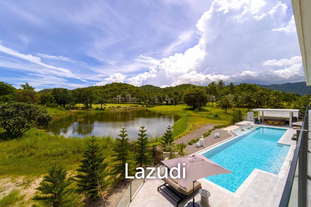 Exclusive Waterfront Villa: 6-Bed Luxury at Palm Hills Golf Club