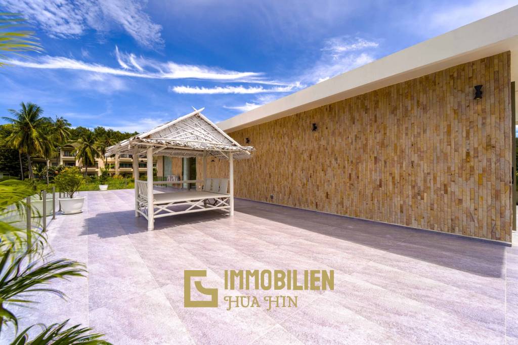 Seelage am Golfplatz / 1.600 großes Grundstück / 6 Schlafzimmer