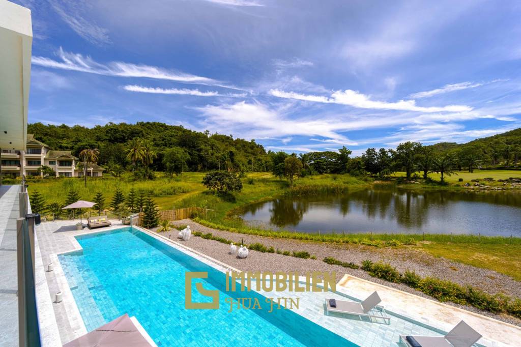 Seelage am Golfplatz / 1.600 großes Grundstück / 6 Schlafzimmer