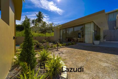 Située au bord d'un lac, à proximité d'un terrain de golf / Terrain de 1 600 m² / 6 chambres