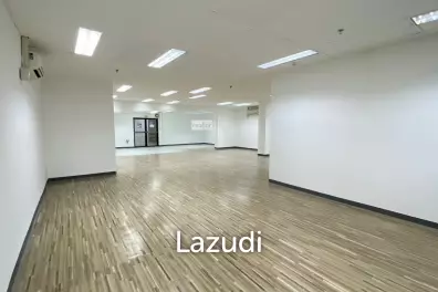 Retail Space for Lease in Ocean Tower 1 Bangkok