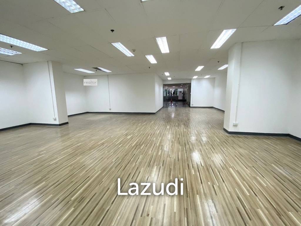 Retail Space for Lease in Ocean Tower 1 Bangkok