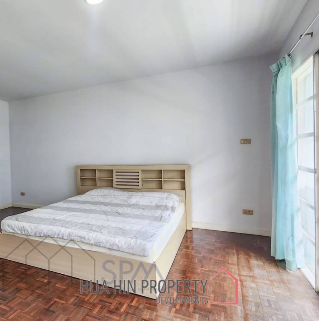 BAAN SASUAN HUA HIN NEAR KHAO TAO (AGENT) : 3 bed town house