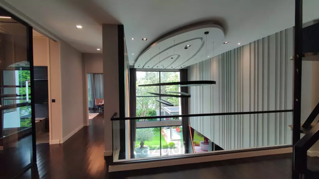 5 Bed 553 SQ.M. The Gentry Sukhumvit-Bangna