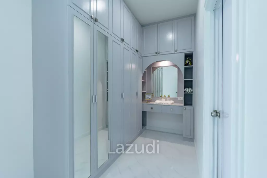 Modern Villa Oasis in Thap Tai Hua Hin