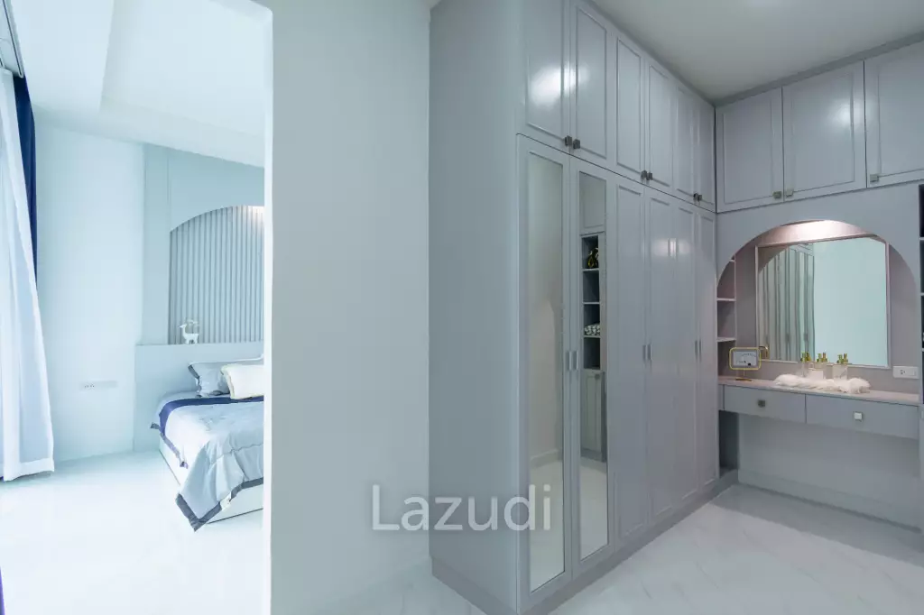 Modern Villa Oasis in Thap Tai Hua Hin
