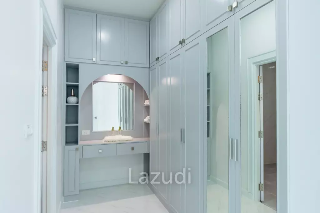 Modern Villa Oasis in Thap Tai Hua Hin