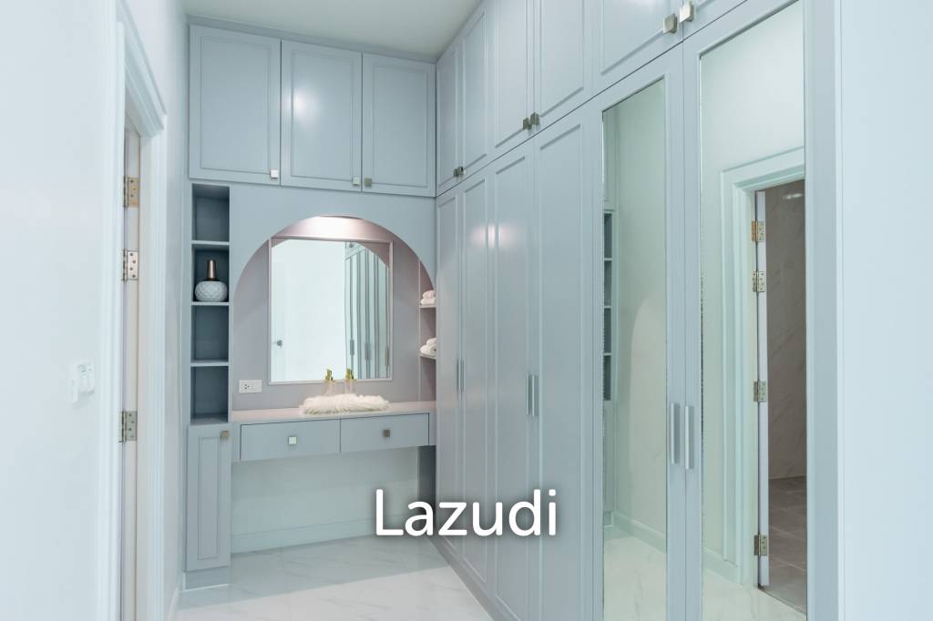 380 ตร.ม 3 เตียง 3 อาบน้ำ วิลล่า For ขาย