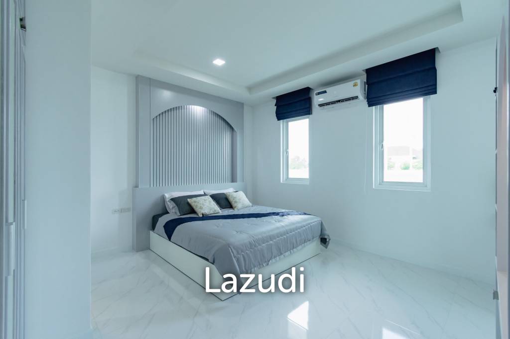 Modern Villa Oasis in Thap Tai Hua Hin