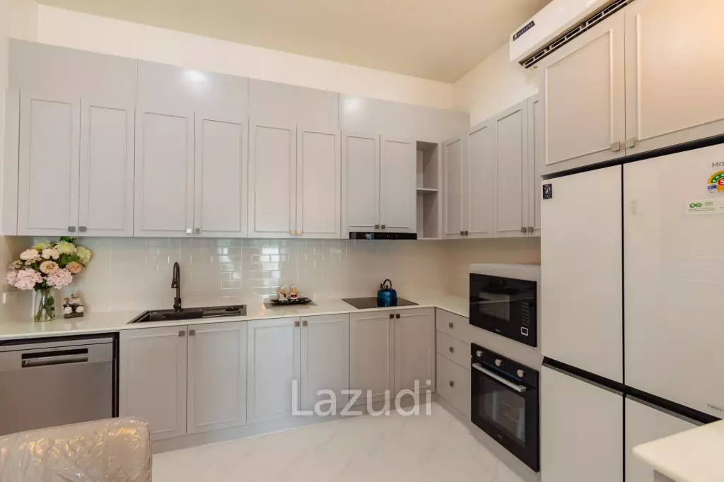 Modern Villa Oasis in Thap Tai Hua Hin
