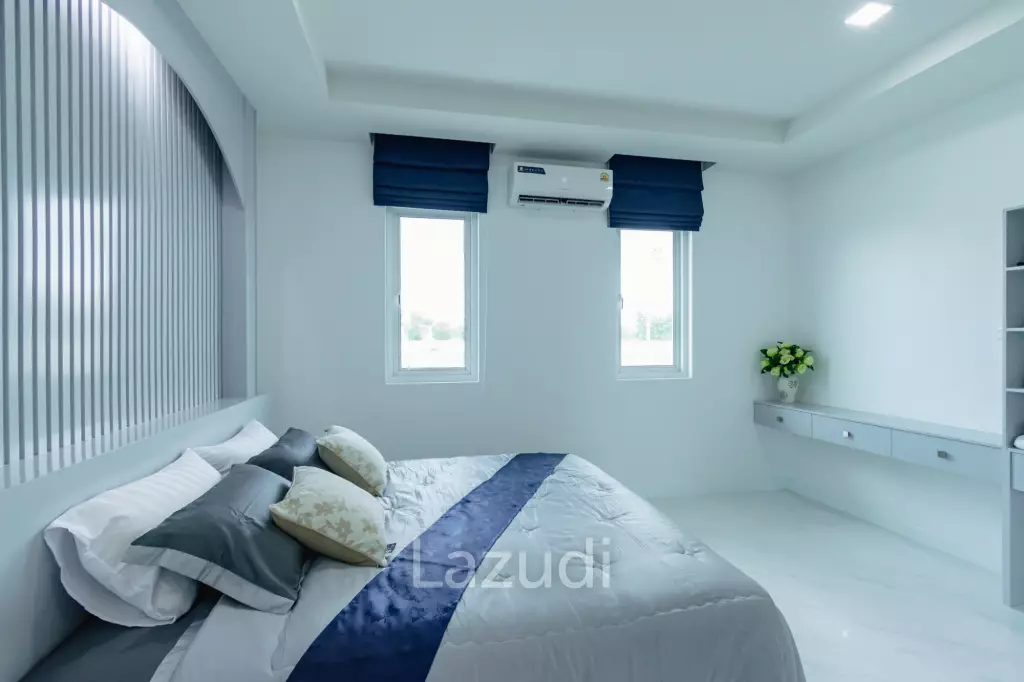 Modern Villa Oasis in Thap Tai Hua Hin
