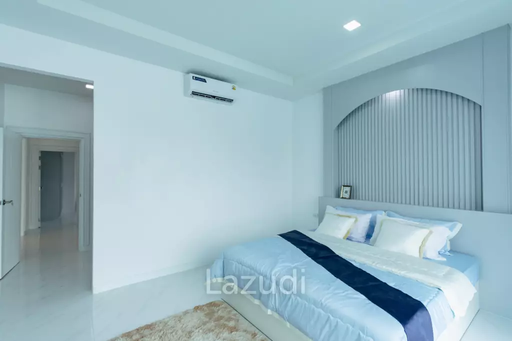 Modern Villa Oasis in Thap Tai Hua Hin