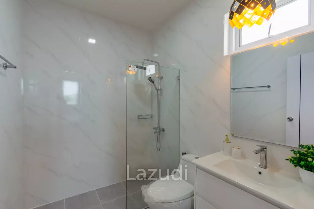 Modern Villa Oasis in Thap Tai Hua Hin