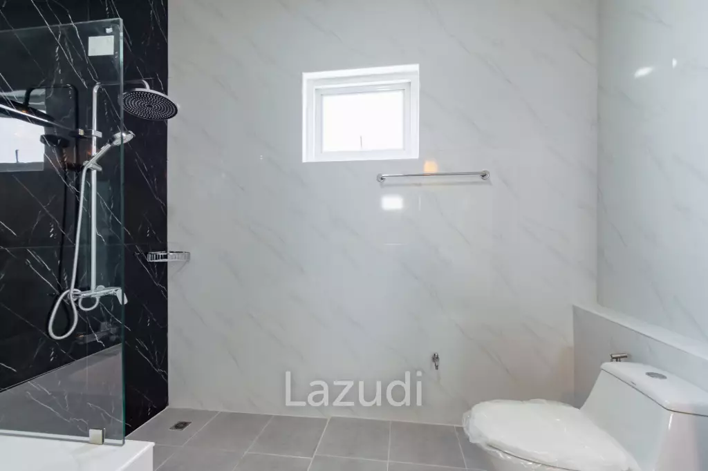 Modern Villa Oasis in Thap Tai Hua Hin