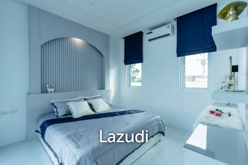 380 ตร.ม 3 เตียง 3 อาบน้ำ วิลล่า For ขาย