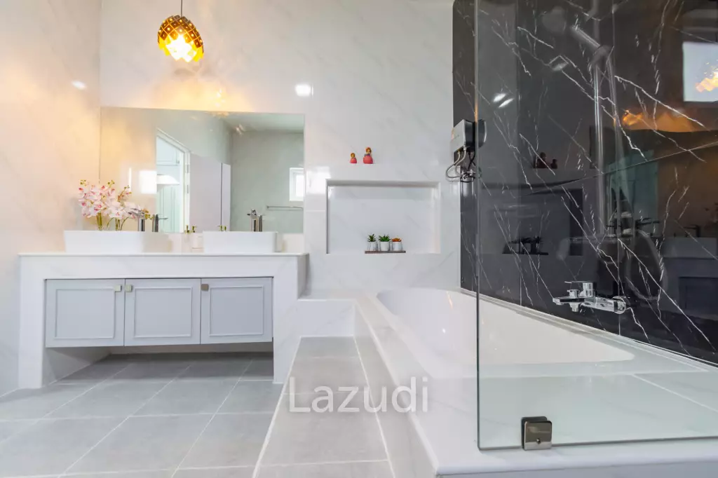 Modern Villa Oasis in Thap Tai Hua Hin