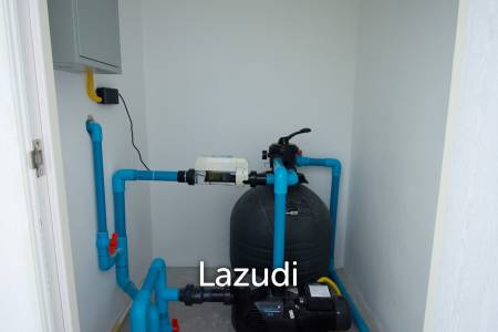 380 ตร.ม 3 เตียง 3 อาบน้ำ วิลล่า For ขาย