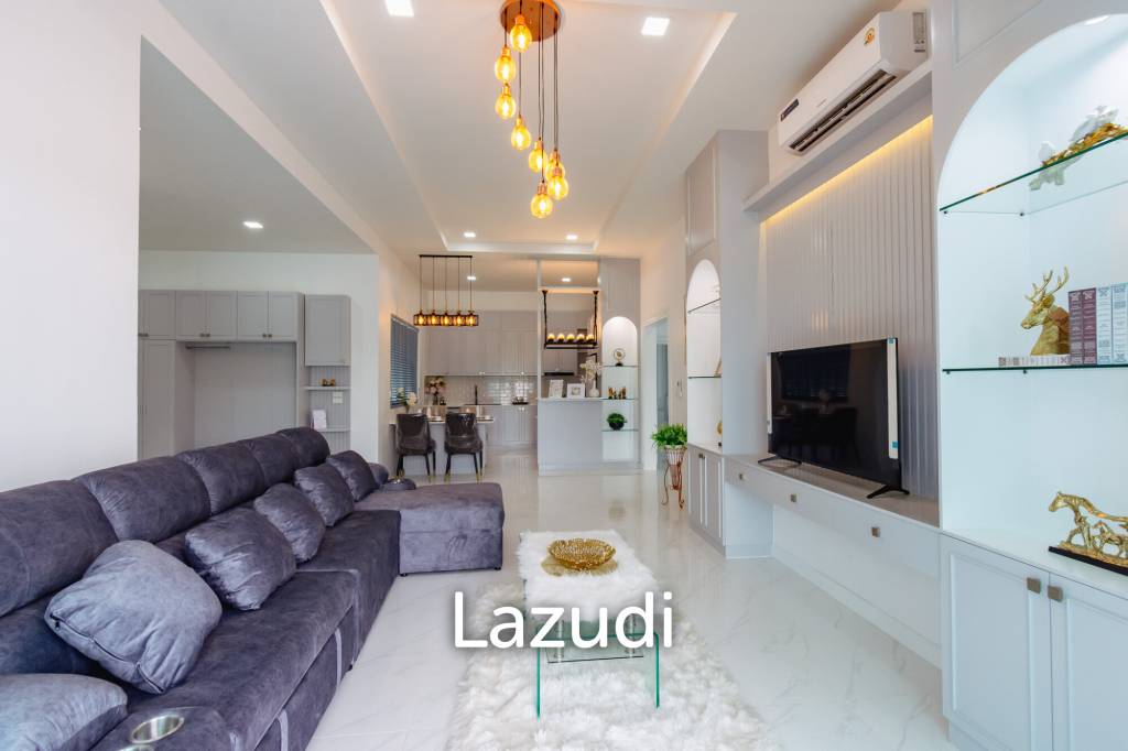 380 ตร.ม 3 เตียง 3 อาบน้ำ วิลล่า For ขาย