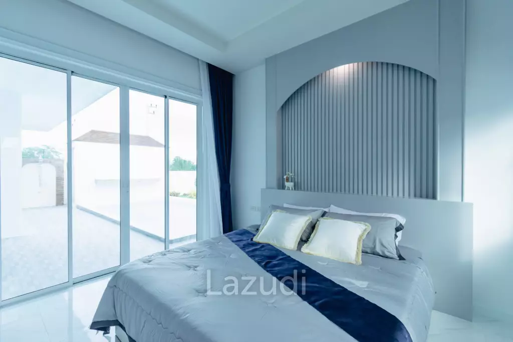 Modern Villa Oasis in Thap Tai Hua Hin