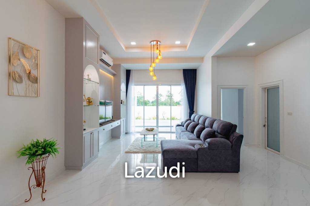 380 ตร.ม 3 เตียง 3 อาบน้ำ วิลล่า For ขาย