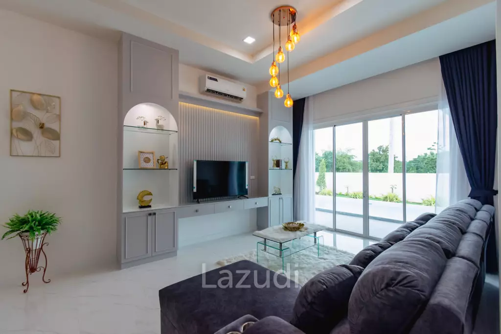 Modern Villa Oasis in Thap Tai Hua Hin