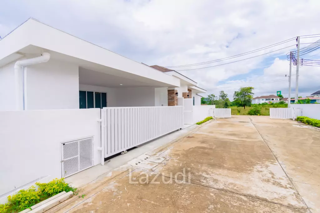 Modern Villa Oasis in Thap Tai Hua Hin