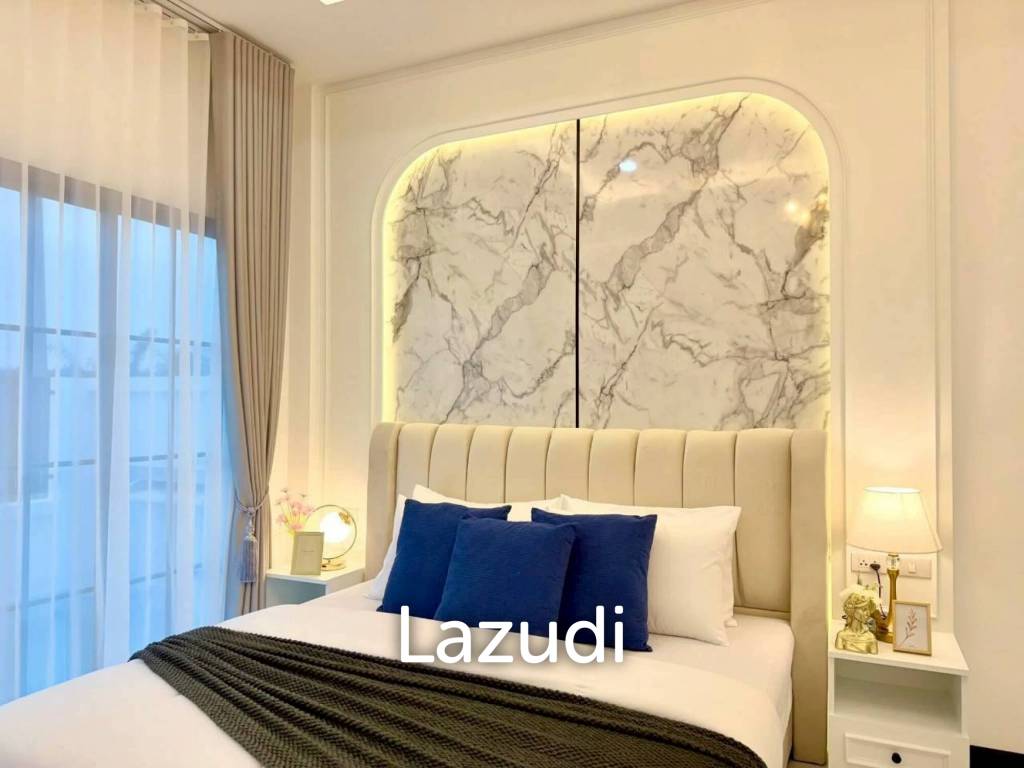 3 Bedroom 3 Bathroom 200 SQ.M. T.W. Garden Hill