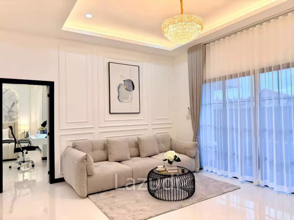 3 Bedroom 3 Bathroom 200 SQ.M. T.W. Garden Hill