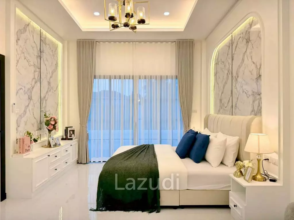 3 Bedroom 3 Bathroom 200 SQ.M. T.W. Garden Hill