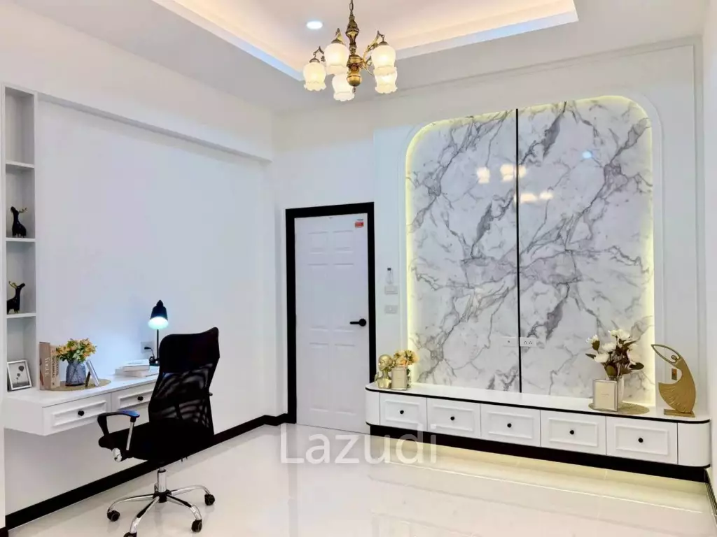 3 Bedroom 3 Bathroom 200 SQ.M. T.W. Garden Hill