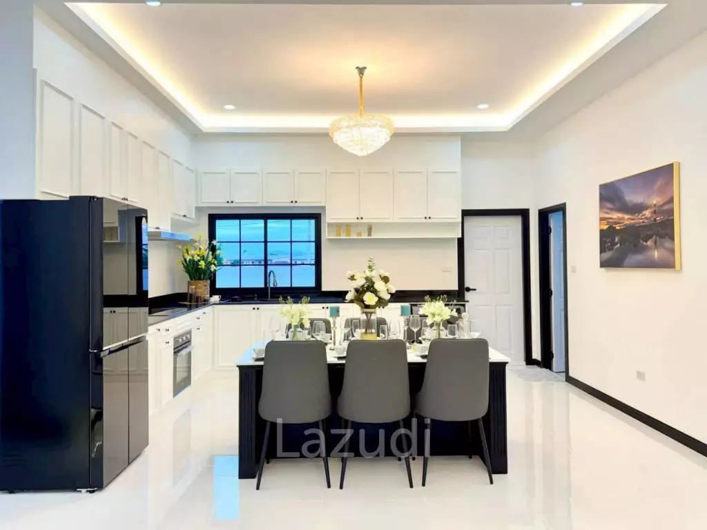 3 Bedroom 3 Bathroom 200 SQ.M. T.W. Garden Hill