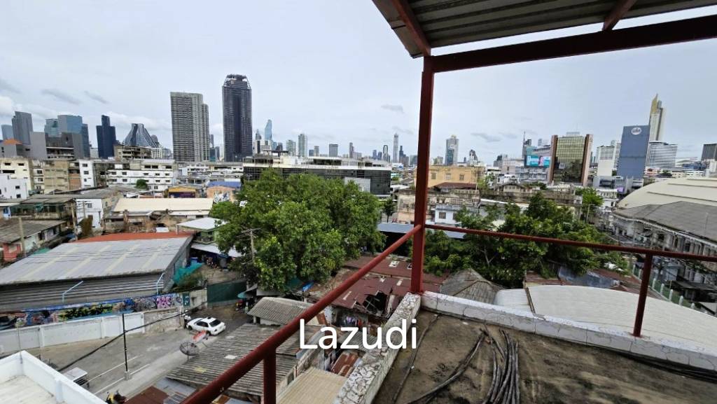 Prime 4-Bedroom Townhouse in Bangkok's Pathum Wan - 250 meters from MRT Hua Lamphong