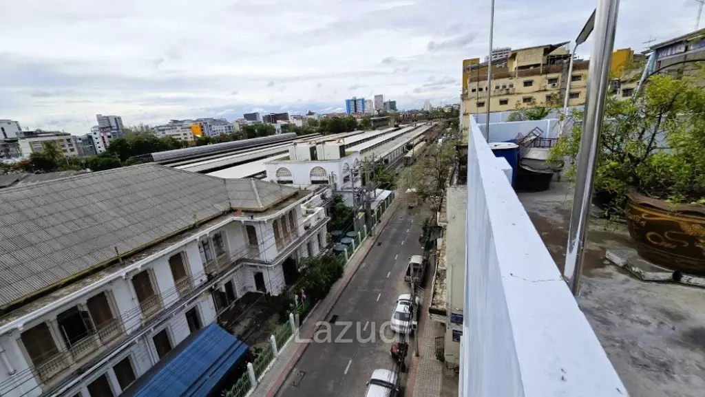 Prime 4-Bedroom Townhouse in Bangkok's Pathum Wan - 250 meters from MRT Hua Lamphong