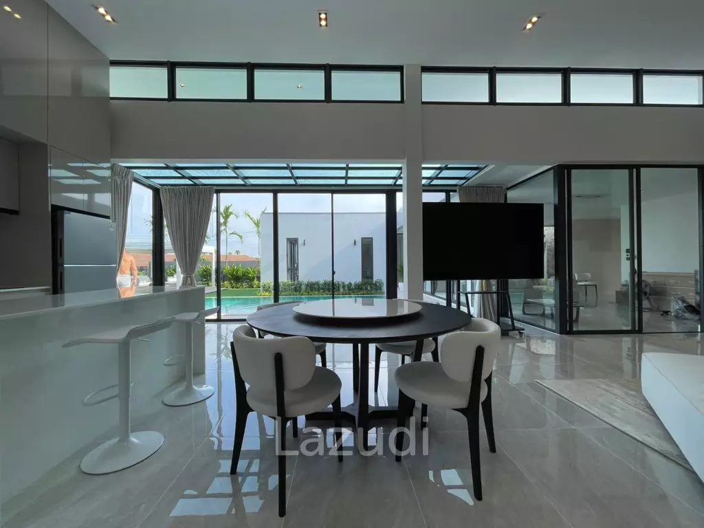 3 Beds 4 Baths 380 SQ.M. The Prospect Pattaya