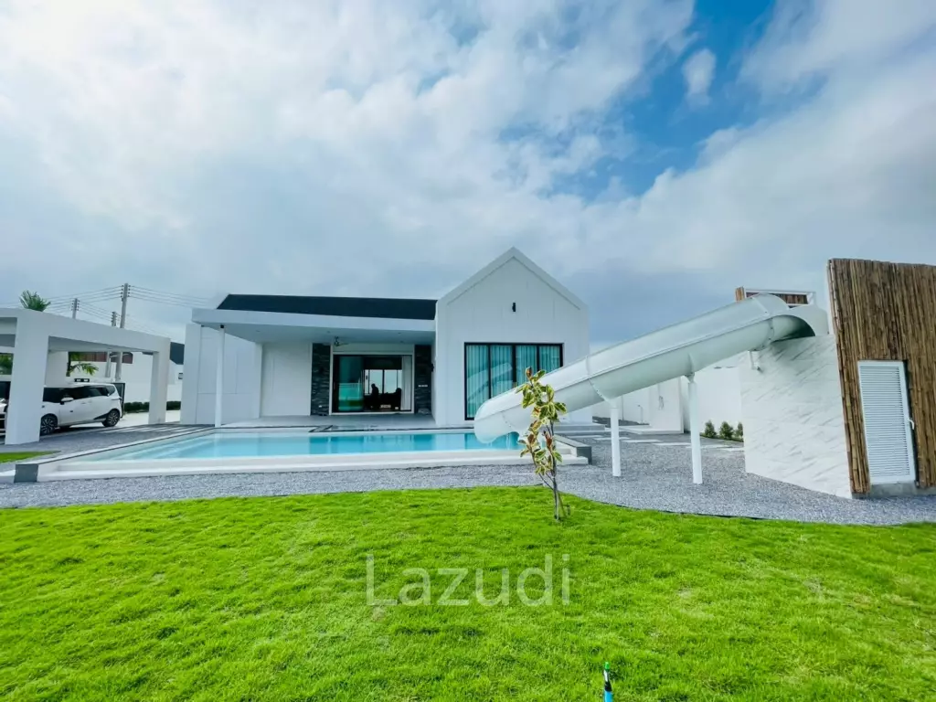 Modern 3-Bedroom Pool Villa near Black Mountain, Hua Hin