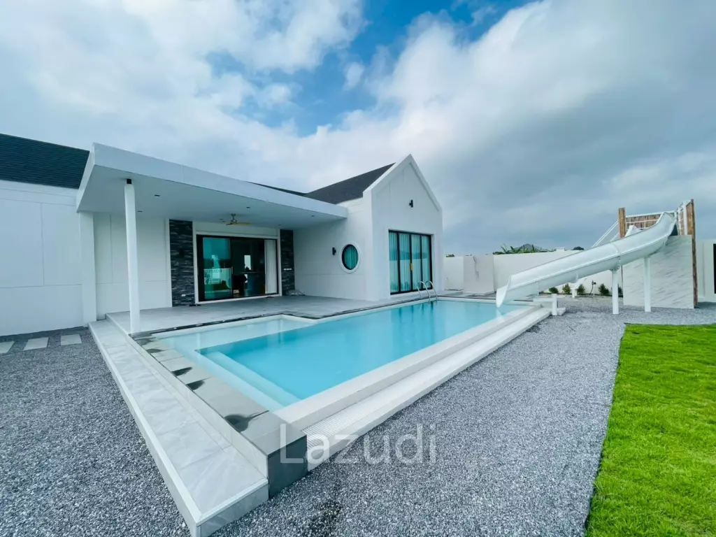 Modern 3-Bedroom Pool Villa near Black Mountain, Hua Hin