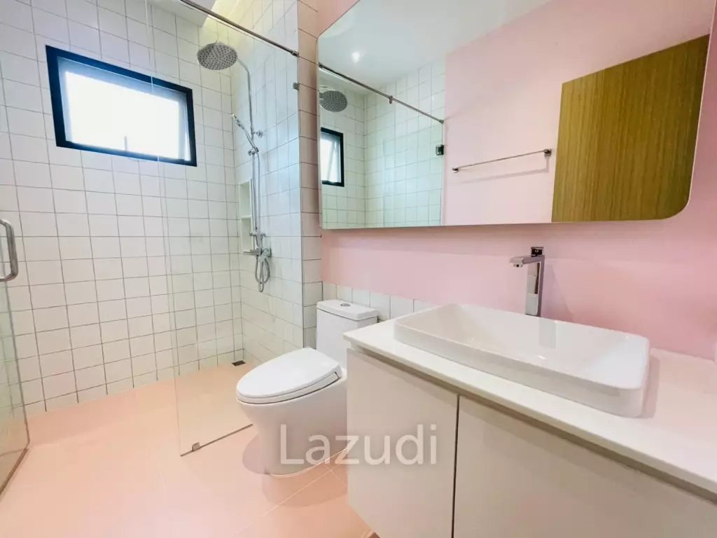 Modern 3-Bedroom Pool Villa near Black Mountain, Hua Hin