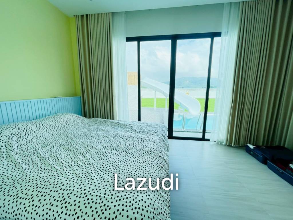 Modern 3-Bedroom Pool Villa near Black Mountain, Hua Hin