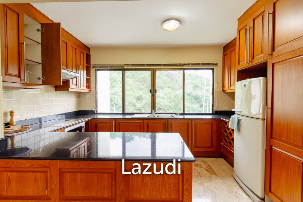 130 ตร.ม 2 เตียง 2 อาบน้ำ คอนโดมิเนียม For ขาย