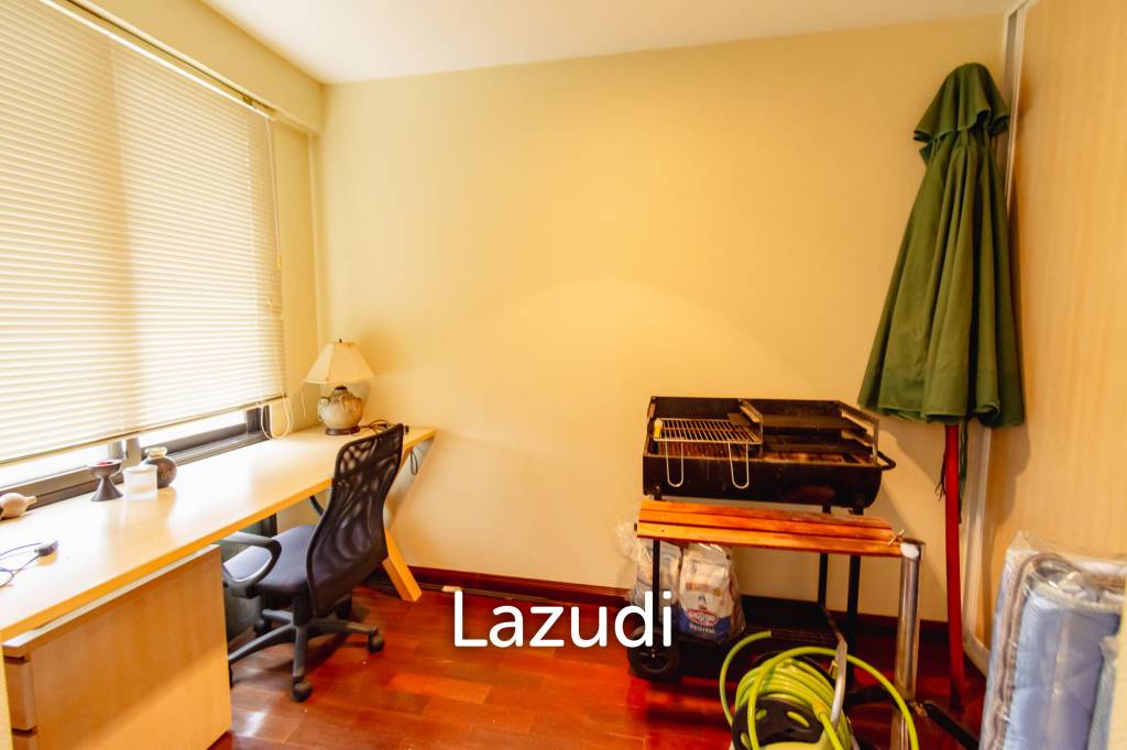 130 ตร.ม 2 เตียง 2 อาบน้ำ คอนโดมิเนียม For ขาย