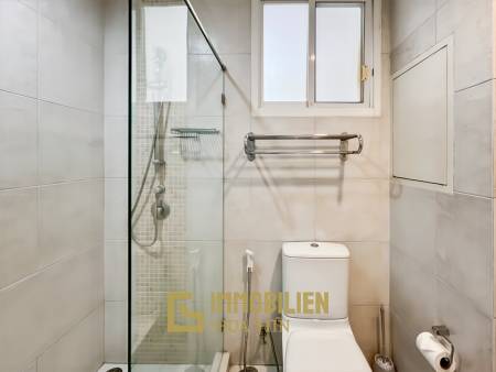 Geräumige 2-Schlafzimmer-Wohnung in Baan San Ploen Hua Hin