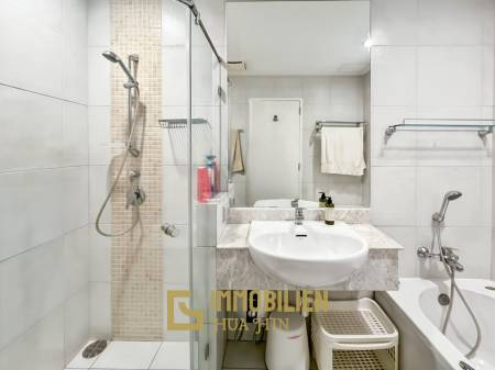 Geräumige 2-Schlafzimmer-Wohnung in Baan San Ploen Hua Hin