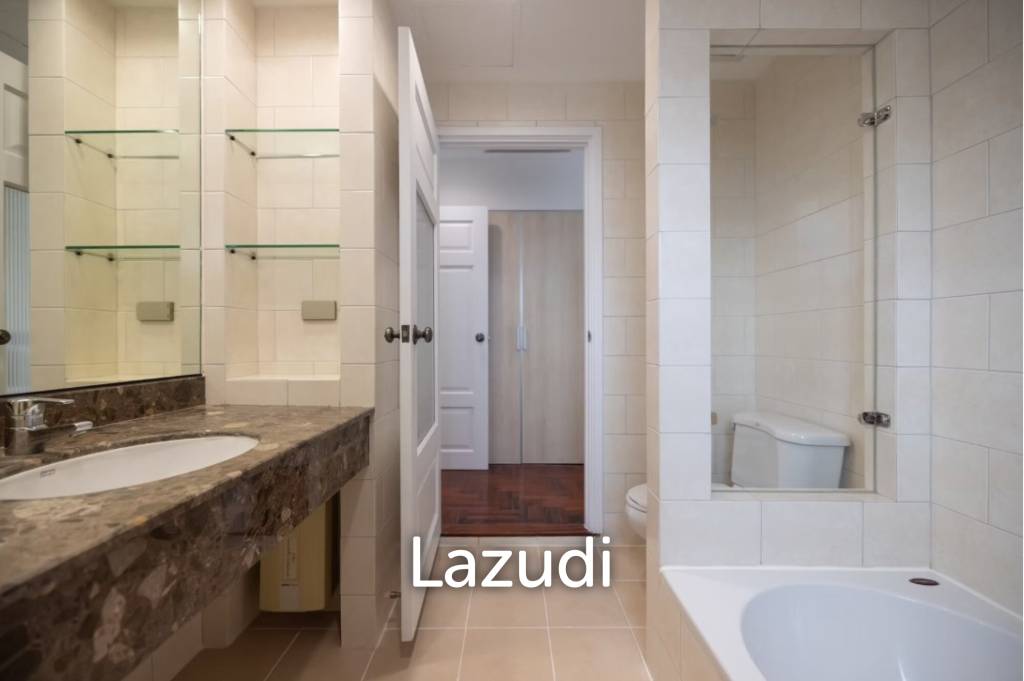 4 Bedroom 4 Bathroom 250 SQ.M The Grand Sethiwan